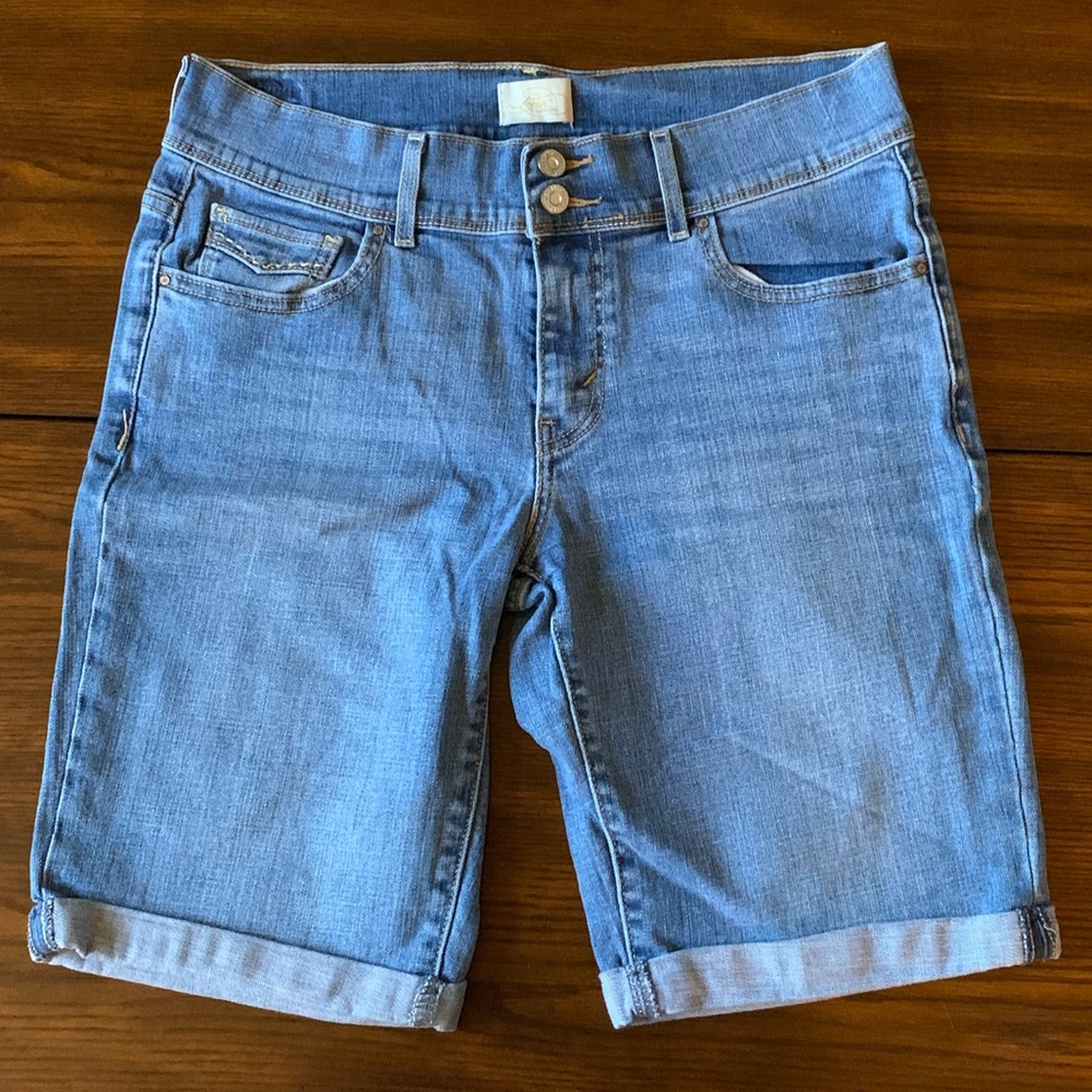 Levi’s 515 Bermuda Shorts